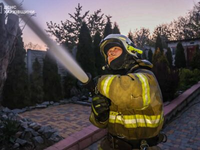 Ворог завдав удару по Харкову: постраждали четверо мирних мешканців, зокрема дитина