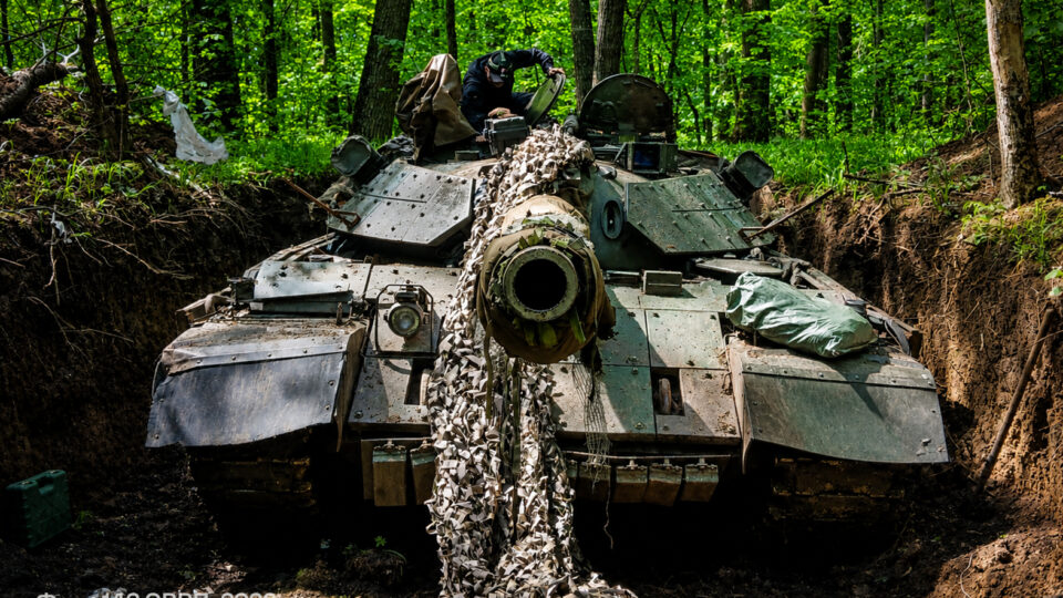 «Повертають вогонь у стрій»: ремонтники відновили «Вербу», AS-90 та модернізований танк M-55S  