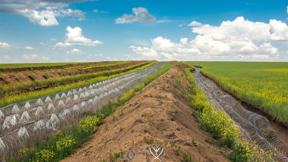 «Неприступна фортеця»: навколо Запоріжжя посилюють оборонні рубежі  