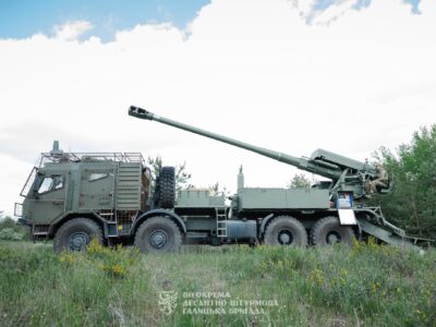 «Богдана» вийшла на розминку: Галицькі десантники показали підготовку артилеристів