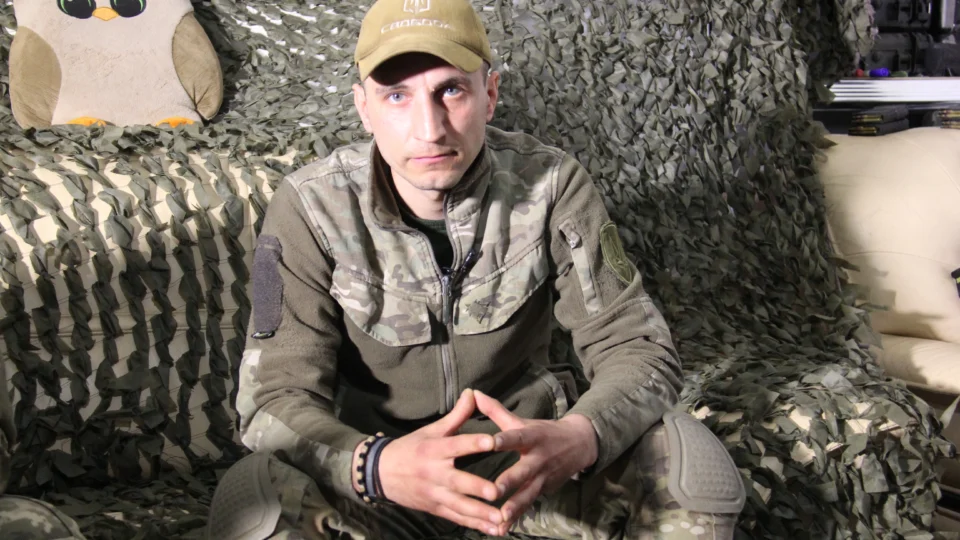 «Виїжджали проти танків на „Ланосах“»: Артем «Чечня» розповів про шлях від сумського добровольця до розвідника  