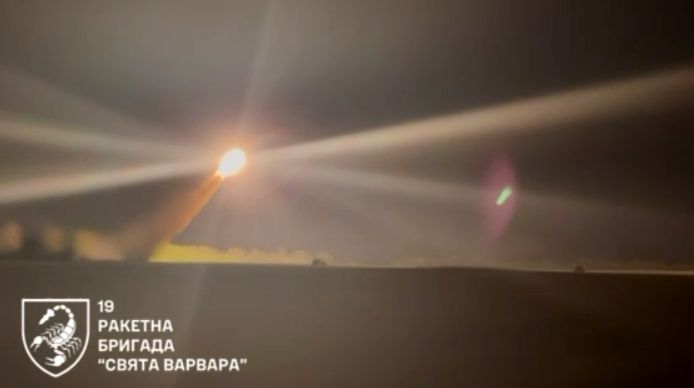 Ракети «Фламінго» атакували одразу кілька об’єктів ворожого ВПК — Президент  