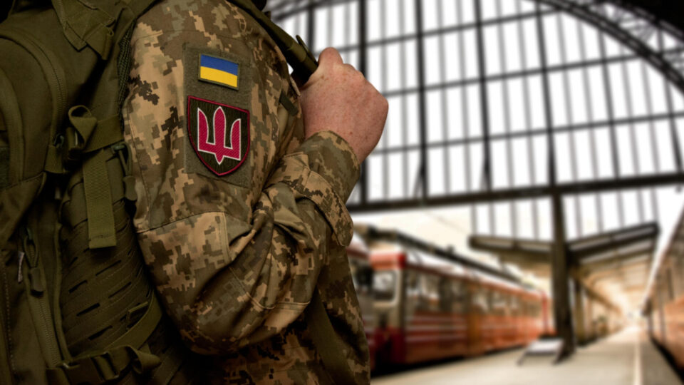 Відпустки для військових: як подати рапорт в Армія+  