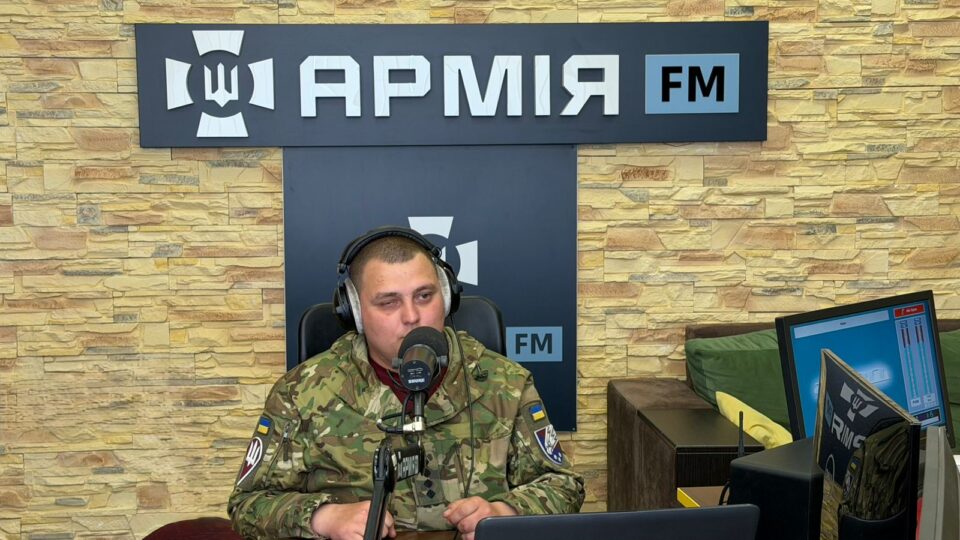 «Пів години бігав за Т-72» — Герой України Дмитро Тодоров розповів, як з РПГ зупинив російський танк  