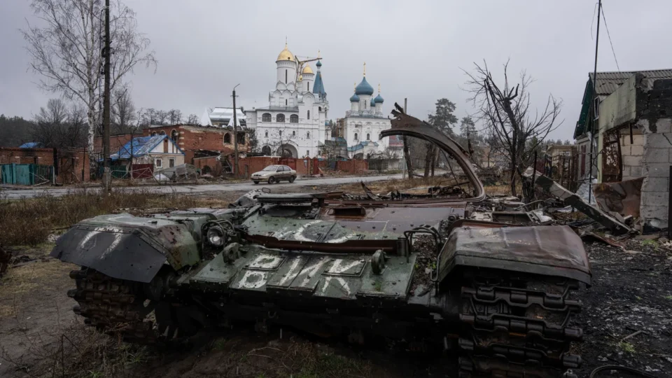 За добу росія втратила понад 1000 військових, два танки й три ББМ