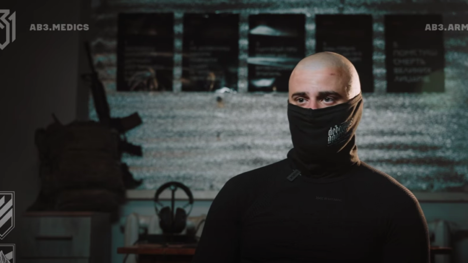 «На наше покоління падає історична відповідальність»: бойовий медик «Топор» пояснив, чому пішов у Третій корпус