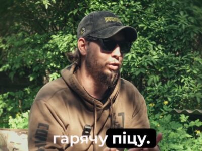 «Раніше на позицію можна було замовити піцу»: снайпер «Раптор» розповів про зміни на фронті за останні 11 років