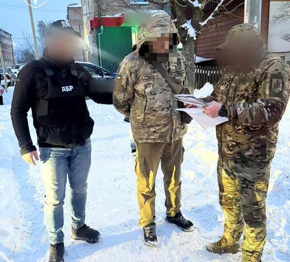 8 років ув’язнення за розкрадання майже 10 млн грн: вирок отримав фінансист, дезертир та ігроман  