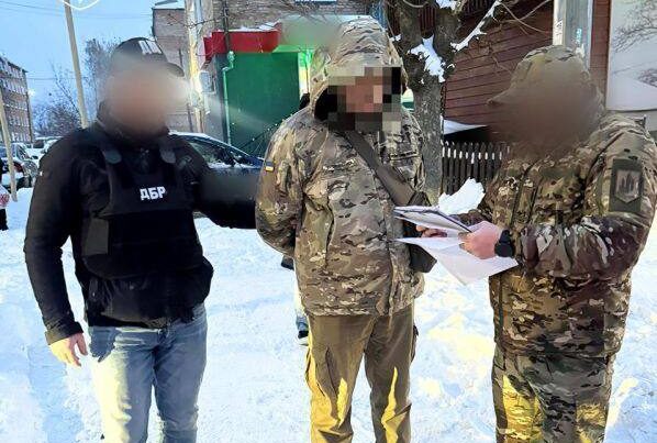 8 років ув’язнення за розкрадання майже 10 млн грн: вирок отримав фінансист, дезертир та ігроман
