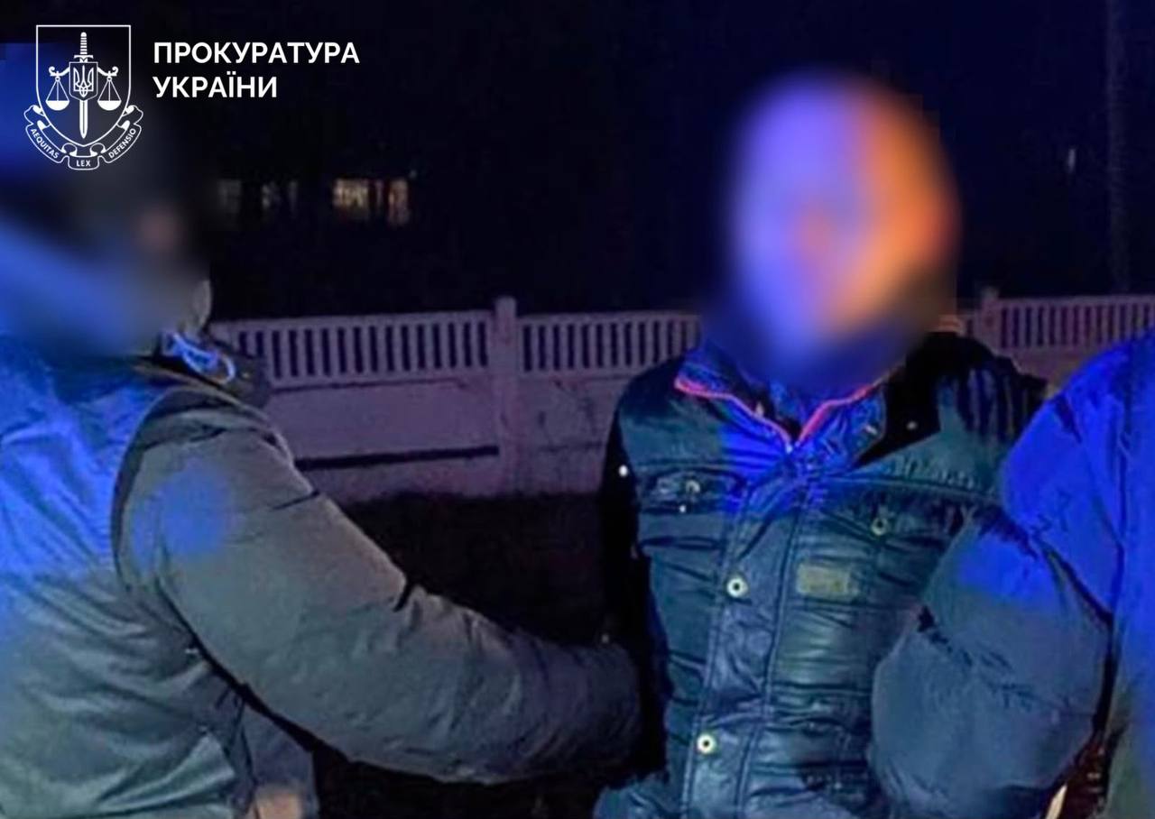Затриманий в оточенні правоохоронців