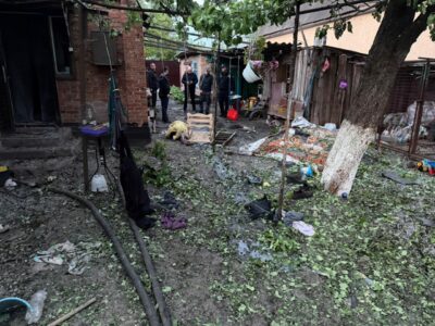 «Цинічний удар без жодного сенсу»: у Кривому Розі російський дрон убив літнє подружжя