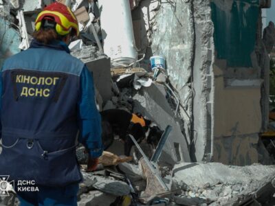 Під завалами шукають людей: кількість загиблих у Києві зросла до 12