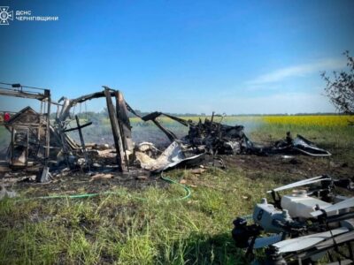 На Чернігівщині ворожі БПЛА вбили людину, ще двох поранили