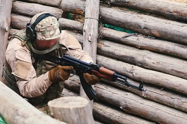 Війна змінюється швидше за статути: у Польщі для ЗСУ готують нову ланку командирів  