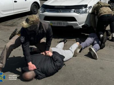 На Київщині викрили групу, яка під прикриттям благодійних фондів заробляла на ухилянтах