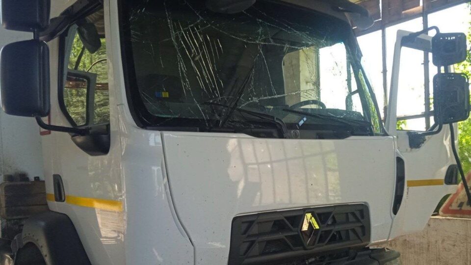 На Дніпровщині дрон влучив біля транспорту з працівниками підприємства: 13 поранених  