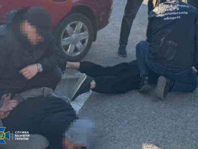 Блогери, фальшиві паспорти й напад на правоохоронців: викрито вісім схем для ухилянтів