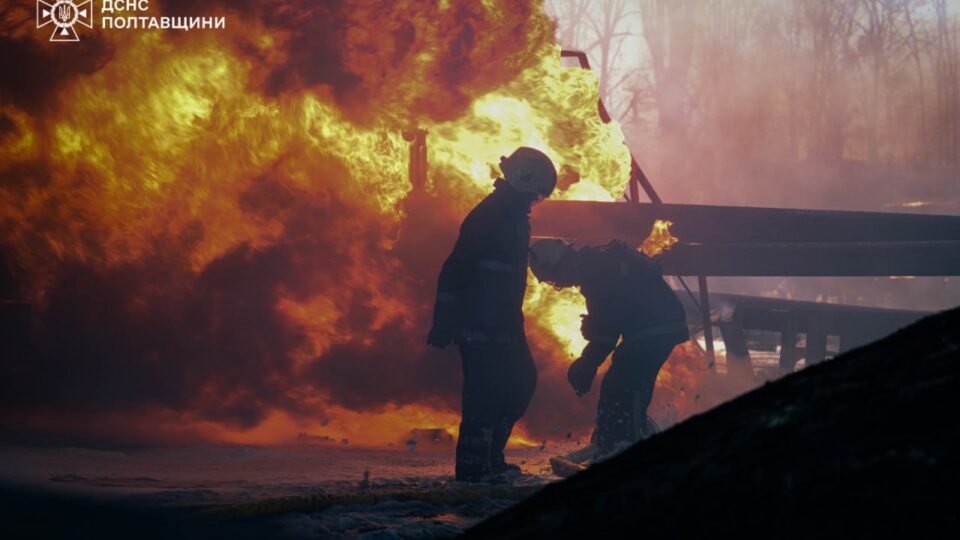 На Полтавщині вже другий день росіяни обстрілюють промислові об’єкти  