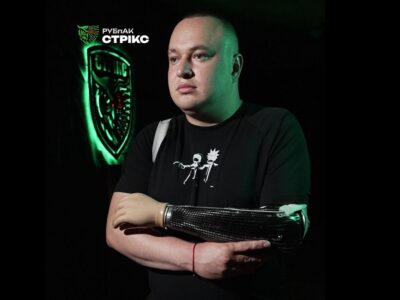 «У мене ампутація ноги та немає кисті»: військовий «Харитон» після поранення став інструктором