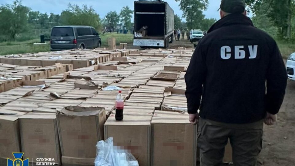 Під виглядом тютюну везли дрон з вибухівкою: оборонці запобігли теракту в Одесі