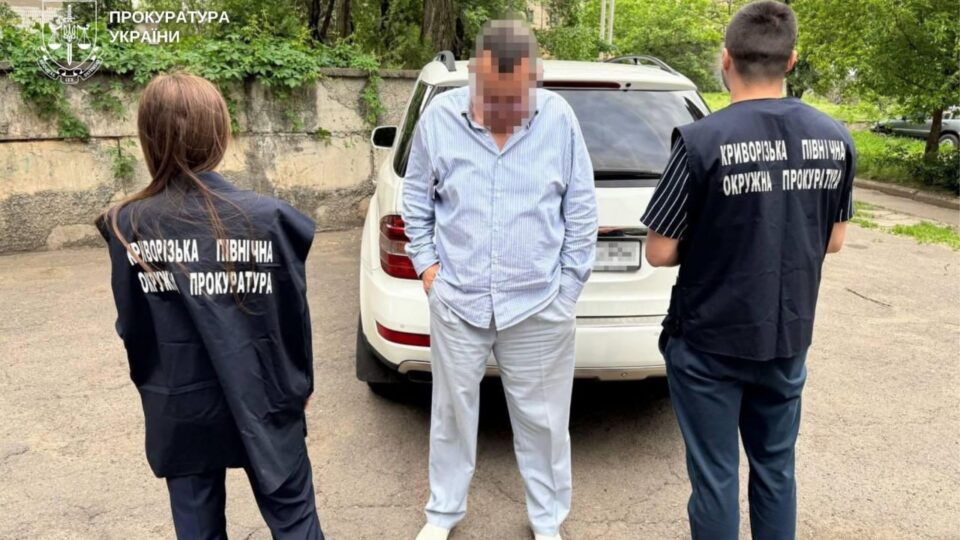 Студент за $15 тисяч: у Кривому Розі чоловік обіцяв безвіз ухилянтам  