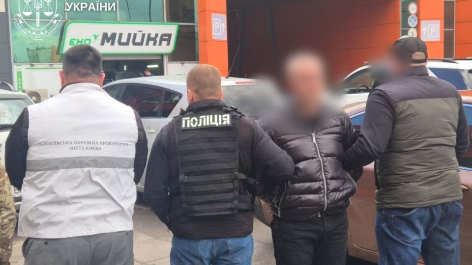 З Києва до Угорщини за 16 000 євро: у столиці викрили перевізника ухилянтів  
