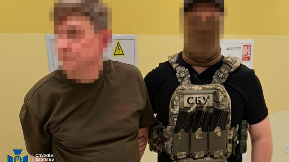 Розумова відсталість на $25 000: викрили групу з двох столичних медиків    