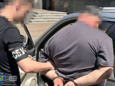 Лікарі, громадський діяч, військовослужбовець, кондитер: викриті організатори 5 ухилянтських схем