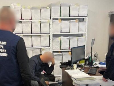Фальшиві довідки про дружин з інвалідністю: на Рівненщині викрили схеми