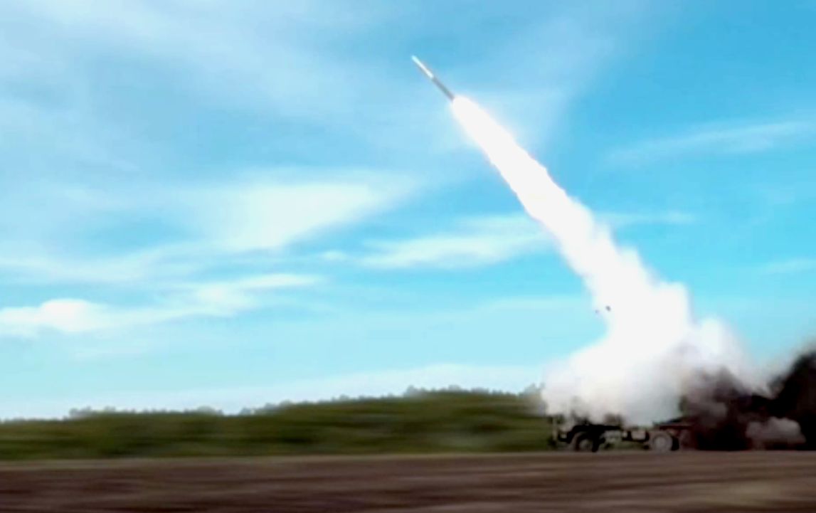 Пуск ракети з РСЗВ M142 HIMARS