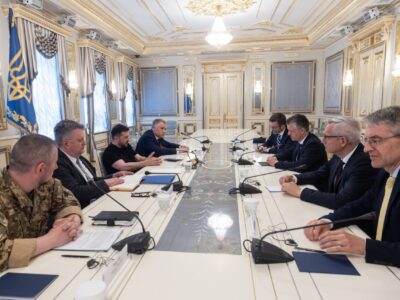 «Ми готові посилювати тих, хто посилював нас»: Президент обговорив дронову угоду з німецькими високопосадовцями