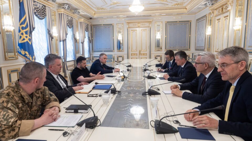 «Ми готові посилювати тих, хто посилював нас»: Президент обговорив дронову угоду з німецькими високопосадовцями  