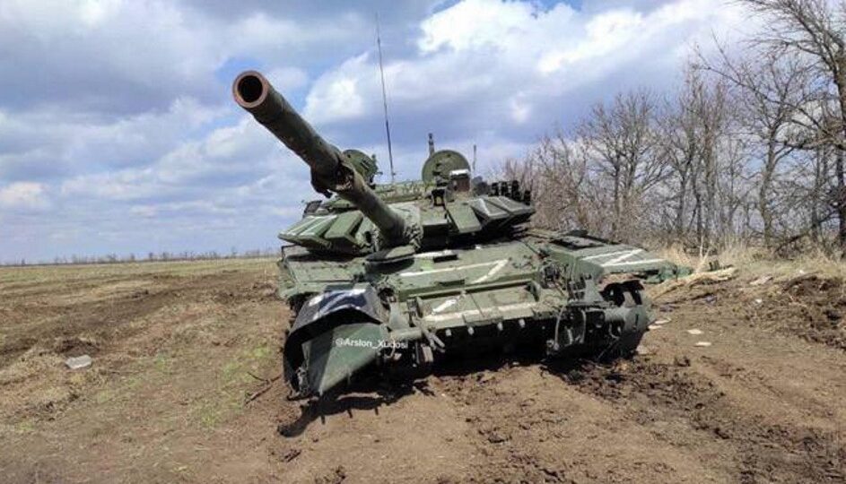 «Раптове загоряння» по-князівськи: дрони 14 бригади спалили замаскований танк і склад БК ворога  