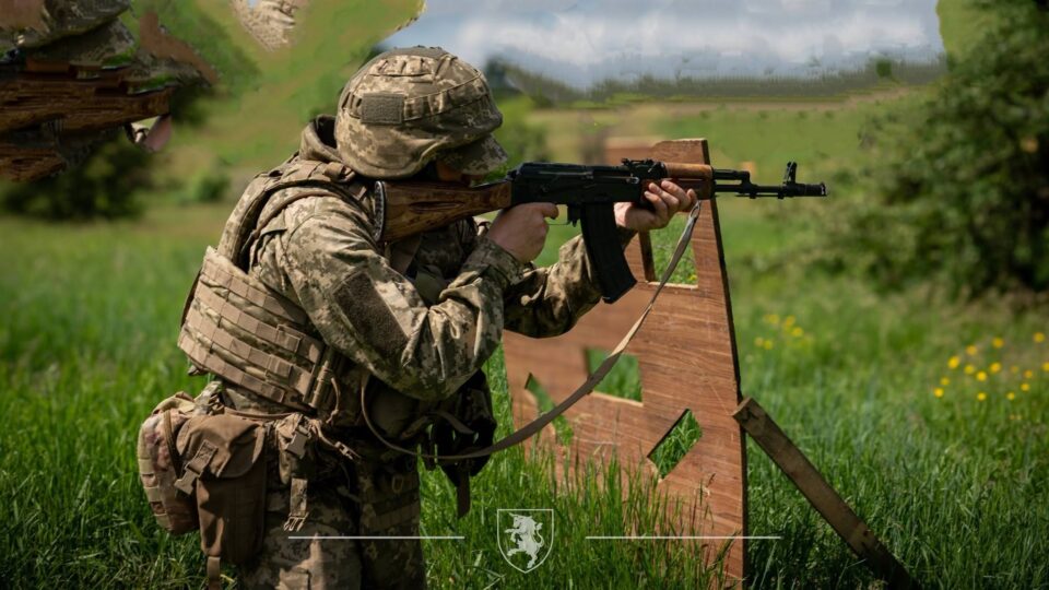 «Подано 13 заявок, троє бійців уже прибули до частини»: у 43-й бригаді є перші результати спрощеного повернення із СЗЧ 