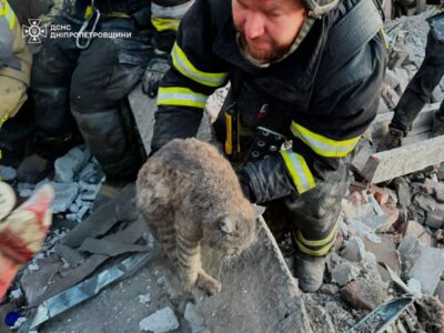 У Дніпрі зросла кількість жертв ракетного удару, серед загиблих — рятувальник