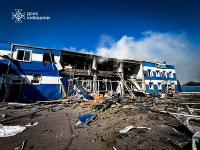 На Київщині ворожі БПЛА вбили чьотирьох цивільних на підприємстві харчової промисловості