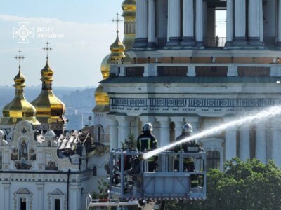 Удар по Києво-Печерській лаврі: як росія фейками намагається зняти з себе відповідальність за воєнні злочини