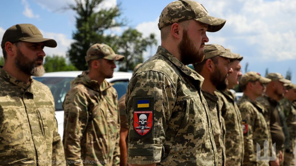 «Відслужив «контракт 18‒24», відпочив — і повернувся на піхотно-штурмовий»: у бригаді Чорних Запорожців вже є перші контрактники 