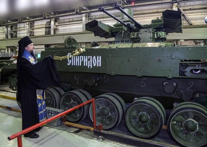 «Спірідон»: у росії перейменували бойову машину «Термінатор» на честь діда путіна  