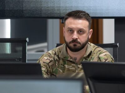 Не лише для нових контрактів: військові зі старими строковими контрактами теж отримають відстрочку
