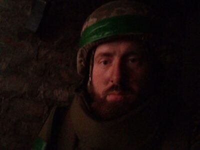 «Головне було — вивести свого»: поранений боєць Повітряних Сил п’ять діб ніс побратима з Вовчанська
