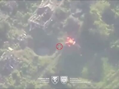Перетворили мотоштурмовика на метеор: росіянин продовжив рух у вогні