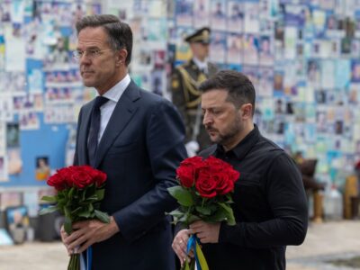 У Києві представники всіх країн НАТО віддали шану загиблим захисникам України
