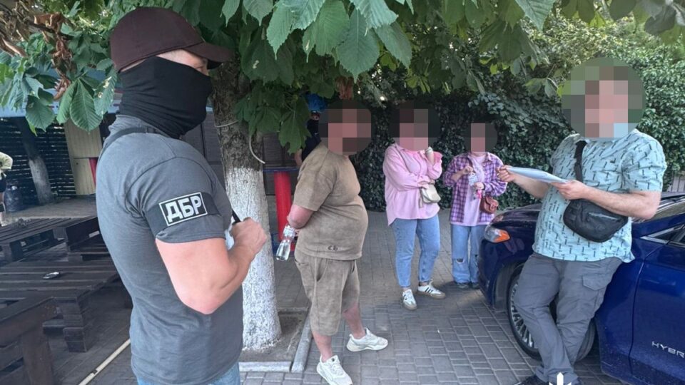 Повернення із СЗЧ за $8,5 тисячі: ДБР повідомило про викриття незаконної схеми на Одещині 