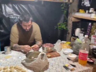 Навалили росіянам, наліпили вареників: прикордонники сумістили приємне з корисним