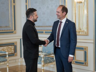 Володимир Зеленський і міністр оборони Данії обговорили Drone Deal та антибалістичний захист