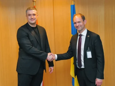 Нові домовленості щодо ППО, дронів і боєприпасів: Україна посилює оборонне партнерство з Данією та Італією