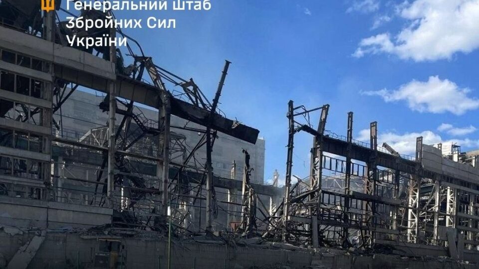 Уражено два НПЗ, залізничний міст та склад боєприпасів — Генштаб ЗСУ 