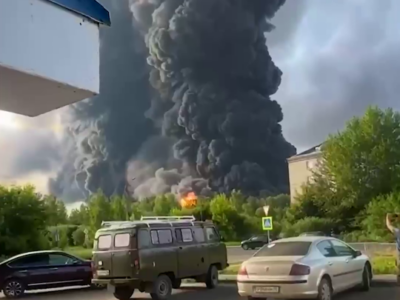 Три осередки пожежі й понад 60 резервуарів: СБУ розкрила подробиці удару по нафтобазі рф