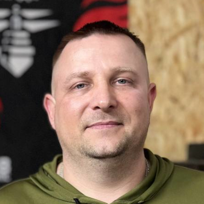 «Боєць у 60 років за кілька годин навчився літати дроном»: історії з  батальйону «Спа...